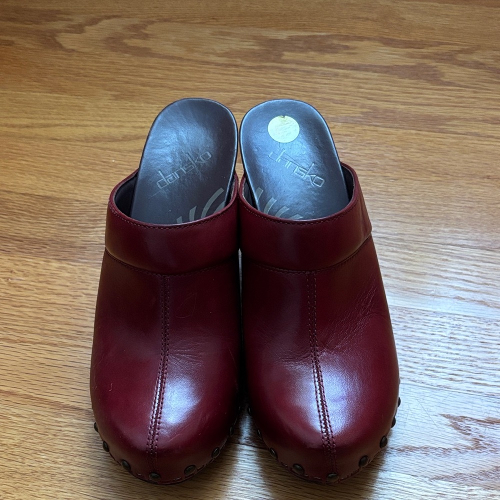 Dansko Burgundy Leather Slip-On Clogs size 6 (36)
